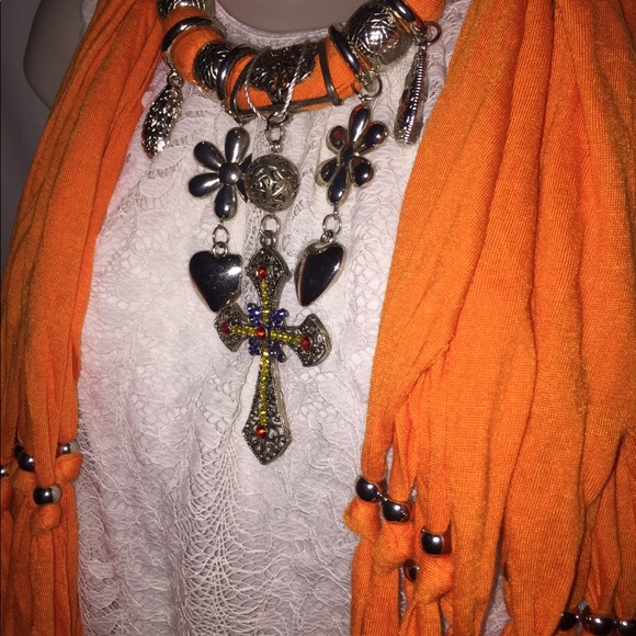 🎀 🆕 Boho/ Chic scarf necklace - Picture 4 of 12